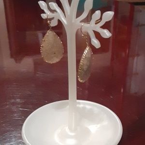 NWT-  Beautiful Stone Earrings